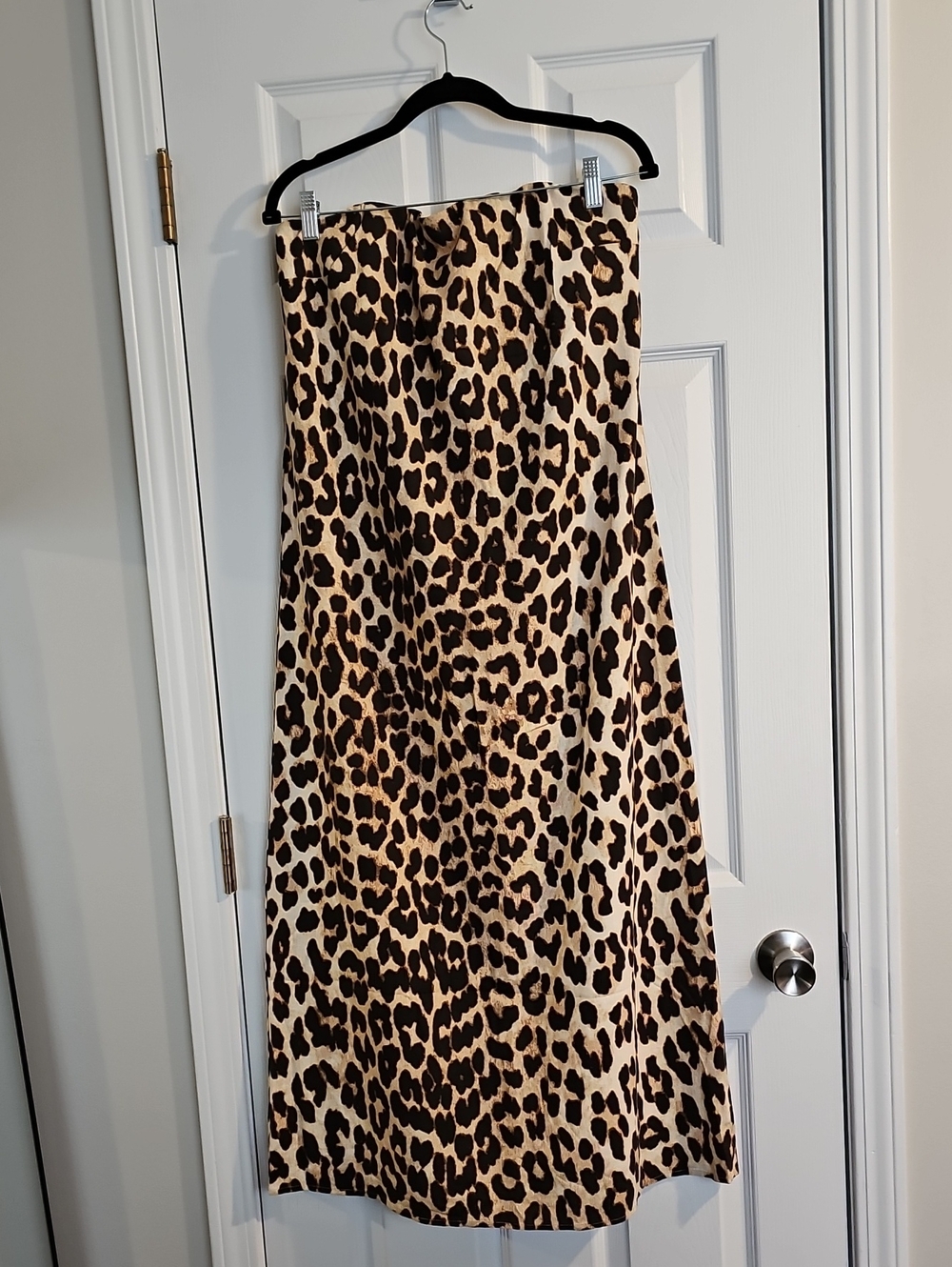 H&M Leopard Print Maxi Skirt in Beige and Brown